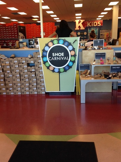 shoe carnival store hours